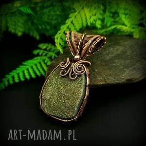 blue pearl art wisiorek z kwarcem tytanowym, wire wrapping, biżuteria