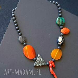 Prezent Ekskluzywny naszyjnik z mixu minerałów modny elegancki