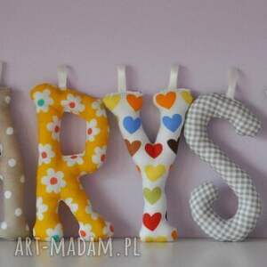 literki szyte imię marysia ozdoba pokoju - pinezka dla dziecka