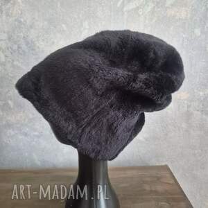 Czapka futrzana sztuczne futro kolor czarny na podszewce, szyta