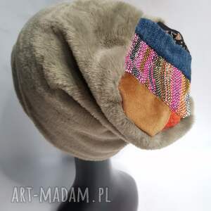 czapka futrzana zimowa góra patchwork uniwersalna box 44, frędzle, zima, boho