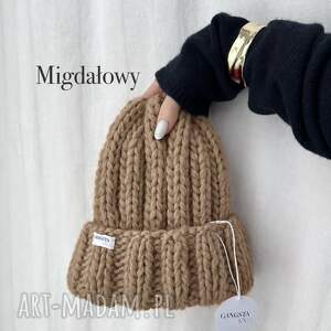 Czapka Nordic z 100% wełny migdałowa handmade