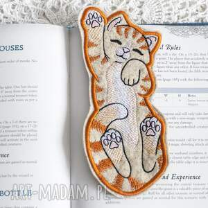 zakładka haftowana - kociak szaro / rudy kot, kociara, kociarz, filcowa