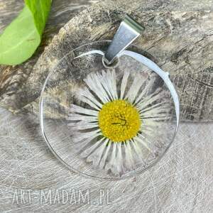 z rumiankiem w z2105, naszyjnik - żywicy