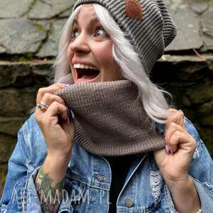 Ciemny beż, zimowy, beżowy buff, komin i - czapka