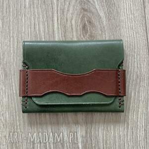 zielony minimalistyczny portfel ze skóry ręcznie uszyty karty