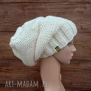 kremowa czapa czapka na zimę, prezent