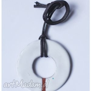 handmade wisiorki wisior ceramiczny białe koło