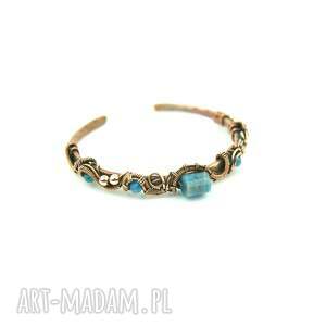 Blue-Pearl-Art: Ozdobna bransoleta mankietowa z apatytem bransoletka, dla niej, biżuuteria artystyczna, biżuteria na prezent