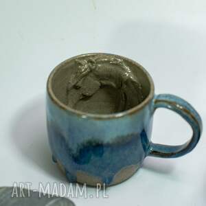 handmade ceramika handmade ceramiczny kubek z koniem - beton blue