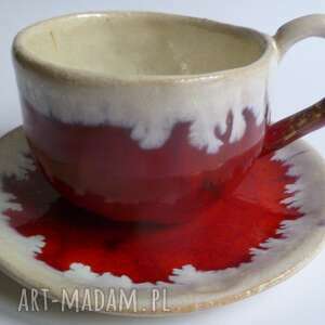 komplet biało-czerwony filiżanka ceramika biel i czerwień