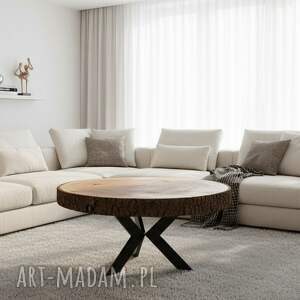 poznaj stolik, który zmienia charakter każdego wnętrza - powstał z litego drewna