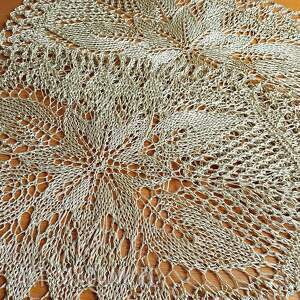 Komplet serwetek w kolorze starego zlota, serwetka stare