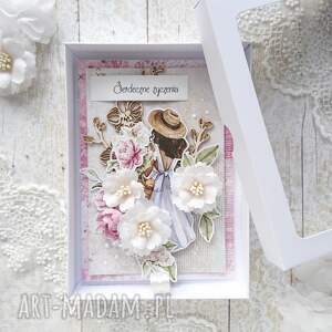ręcznie wykonane scrapbooking kartki serdeczne życzenia - kobieca kartka