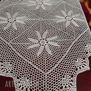 obrus beżowy 120 x cm, serwetka, podkładka