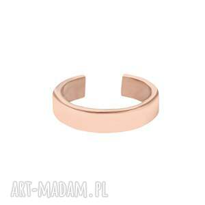 gładka nausznica z różowego złota modna prostokątna