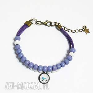 Fioletowa bransoletka damska handmade z ptaszkiem