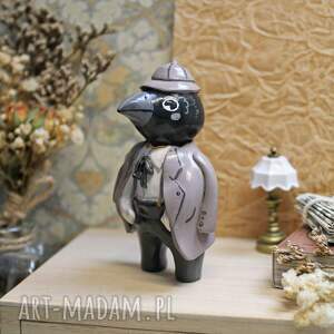 Kruk detektyw - miniaturowa figurka handmade Qletta Clay