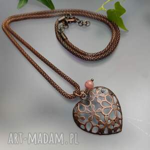 naszyjnik z wisiorkiem serce i kuleczka jadeit różowa, łańcuszek serduszkiem