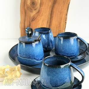 handmade ceramika kubek / filiżanka ze spodkiem niebieska 320 ml beczułka