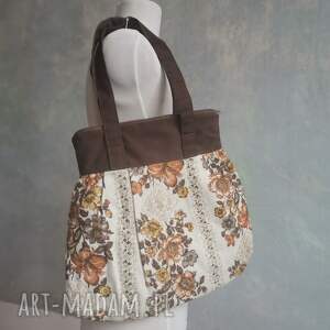 handmade na ramię torba damska z motywem kwiatów - wymiary 38cm na 40cm, zapinana