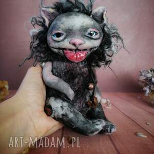 chochlik barspsotny e - piet artystyczna lalka kolekcjonerska, glinka futerko