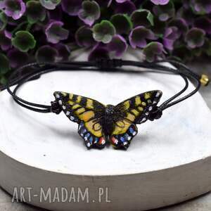 sznurkowa bransoletka z motylkiem