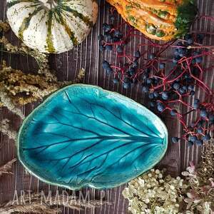 ręcznie zrobione dekoracje turkusowy liść