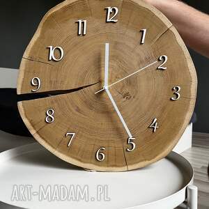 drewniany zegar z plastra dębowego bez kory - 30 cm