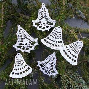 handmade pomysł na upominki na święta zestaw ozdób świątecznych - dzwoneczki białe