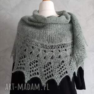 Prezent Chusta z alpaki i jedwabiu ręcznie robiona na drutach