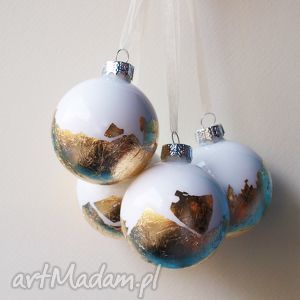 handmade pomysł na świąteczny prezent złote bombki