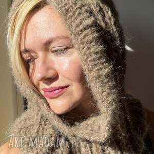 Beżowa kominiarka handmade z alpaki i jedwabiu