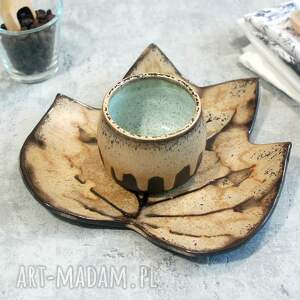 zestaw do kawy i herbaty - podstawka czarka złoty liść ceramika na prezent