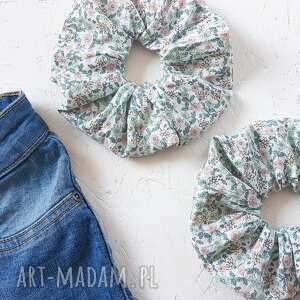 scrunchie frotka gumka do włosów z materiału retro tkanina, bawełna