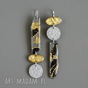 długie asymetryczne kolczyki z papieru i żywicy, biżuteria