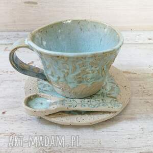 handmade ceramika błękitna filiżanka ze spodkiem i łyżeczką