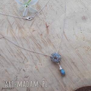 kula błękitu z kroplą - naszyjnik, delikatna biżuteria kamieniami