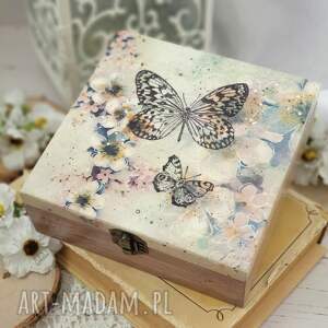 pudełko decoupage z motylami, skrzynka, prezent urodziny