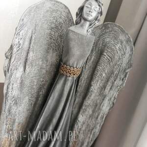 anioł dostatku, figura anioła, talizman, dekoracja salonu, prezent, rzeźba