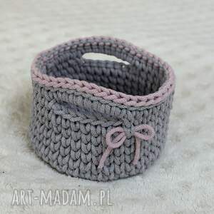 koszyk ręcznie robiony wkolorach szaro - różowym, dom organizer, koszyczek