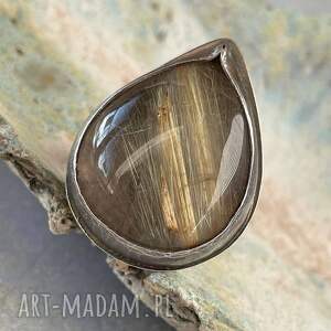 pierścionek z kwarcem rutylowym a470 ze srebra w surowym stylu