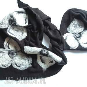 ręcznie wykonane chustki i apaszki komplet wełniany czarny wełna merynosy kwiaty - wełna