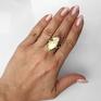 bałtycki bursztyn naturalny okazały, przykuwający wzrok pierścień, wykonany w całości ręcznie amber pierścionek z bursztynem