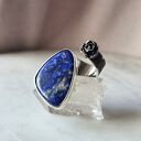 Srebrny regulowany pierścień z lapis lazuli