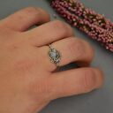 Regulowany pierścionek z kamieniem księżycowym - wire wrapping ze stali chirurgicznej