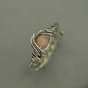 Regulowany pierścionek z kamieniem słonecznym w wire wrapping