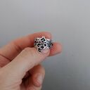 Srebrny pierścionek "Tribal" z czarnym Onyxem