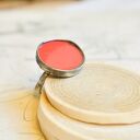 Red statement - pierścionek z czerwonym szkłem, geometryczny