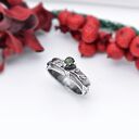 Pierścionek z Zielonym Turmalinem i Roślinnym Wzorem